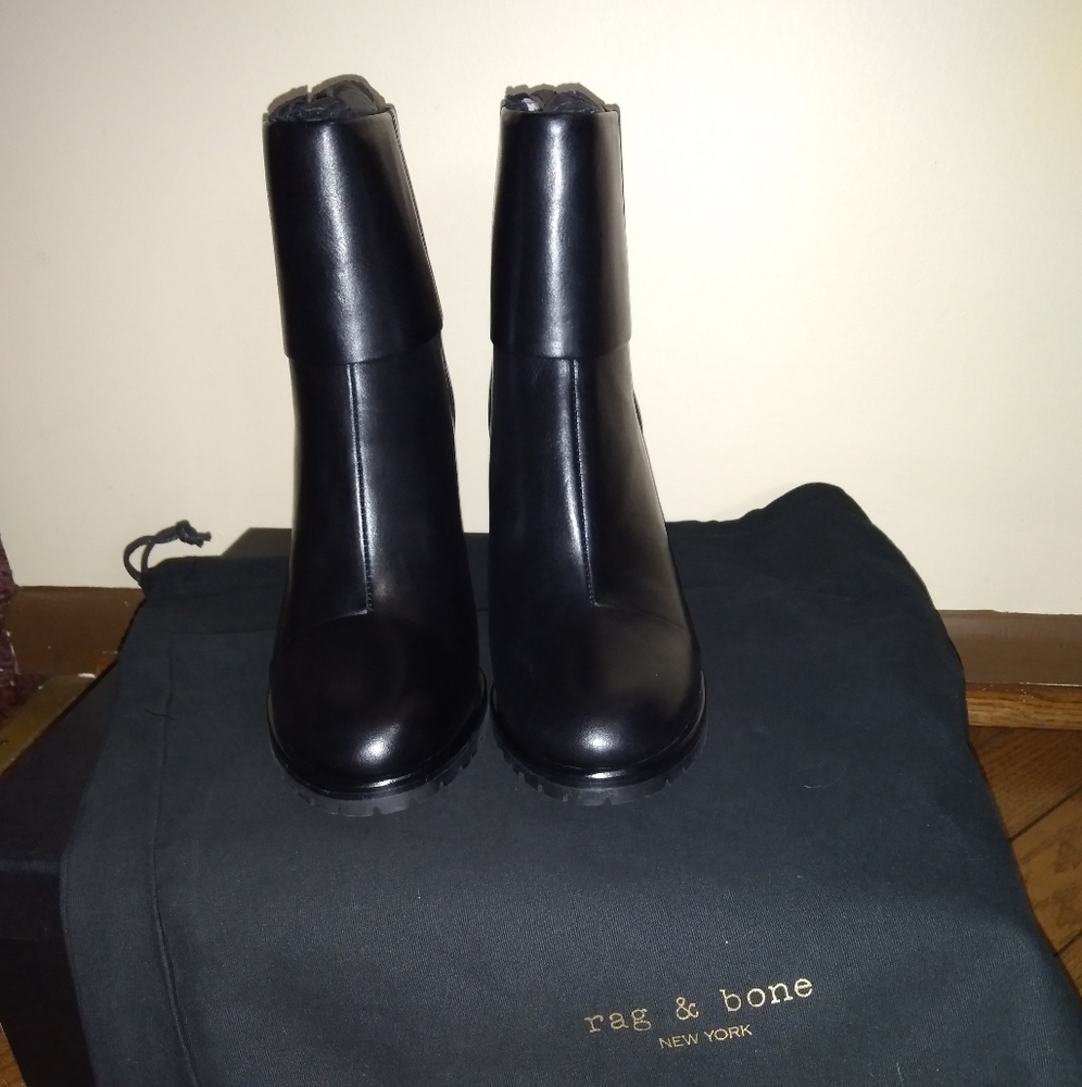 COPY - NEW➰AUTHENTIC RAG & BONE BOOTIES SIZE 7